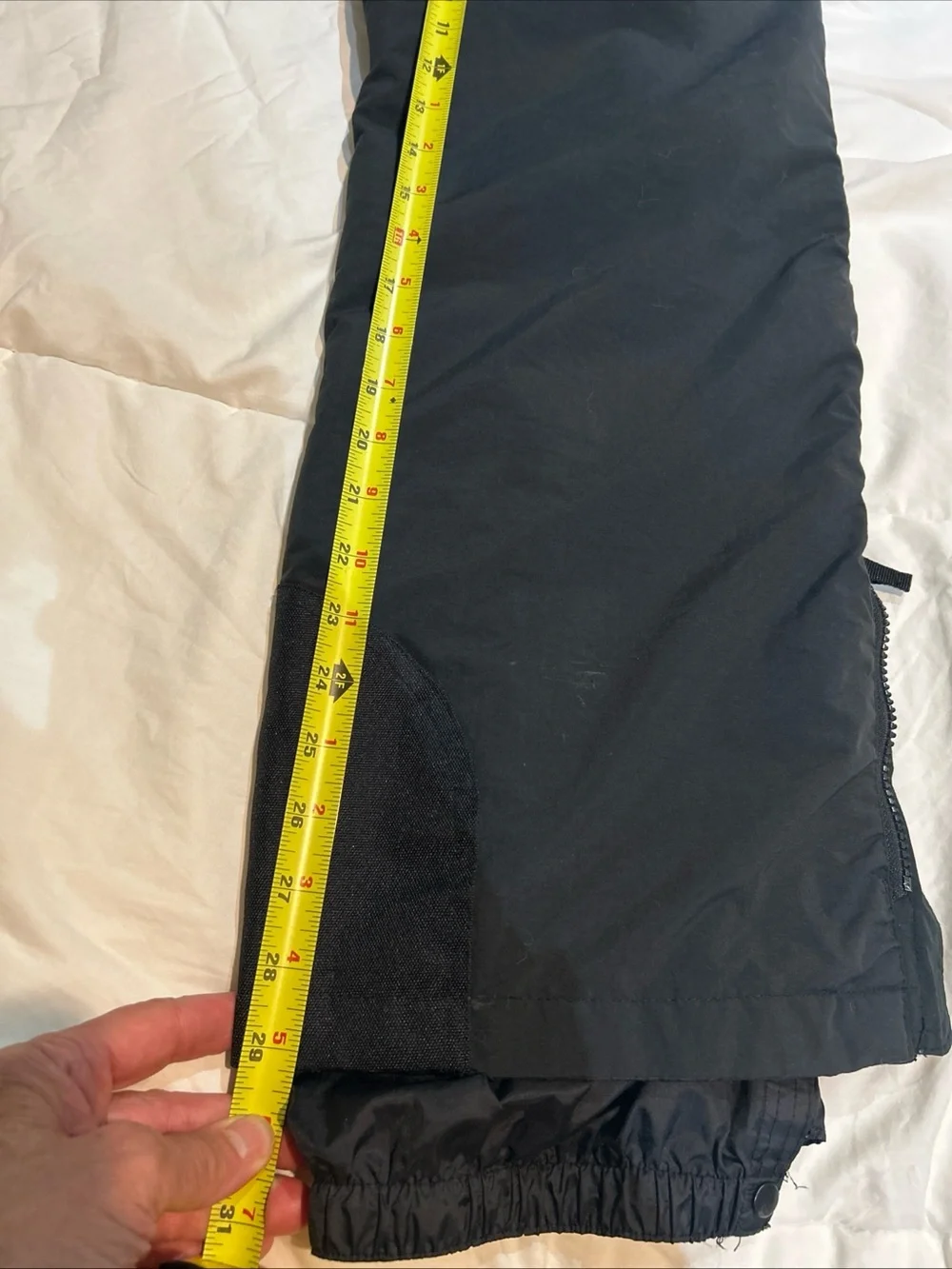 Obermeyer Ski Pants Mens M Black Insulated Snow Snowboard Side Zip Waterproof